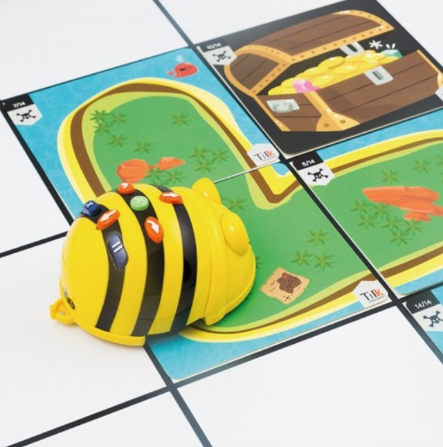 Tapete blanco bee - bot + tarjetas para tapete infantil