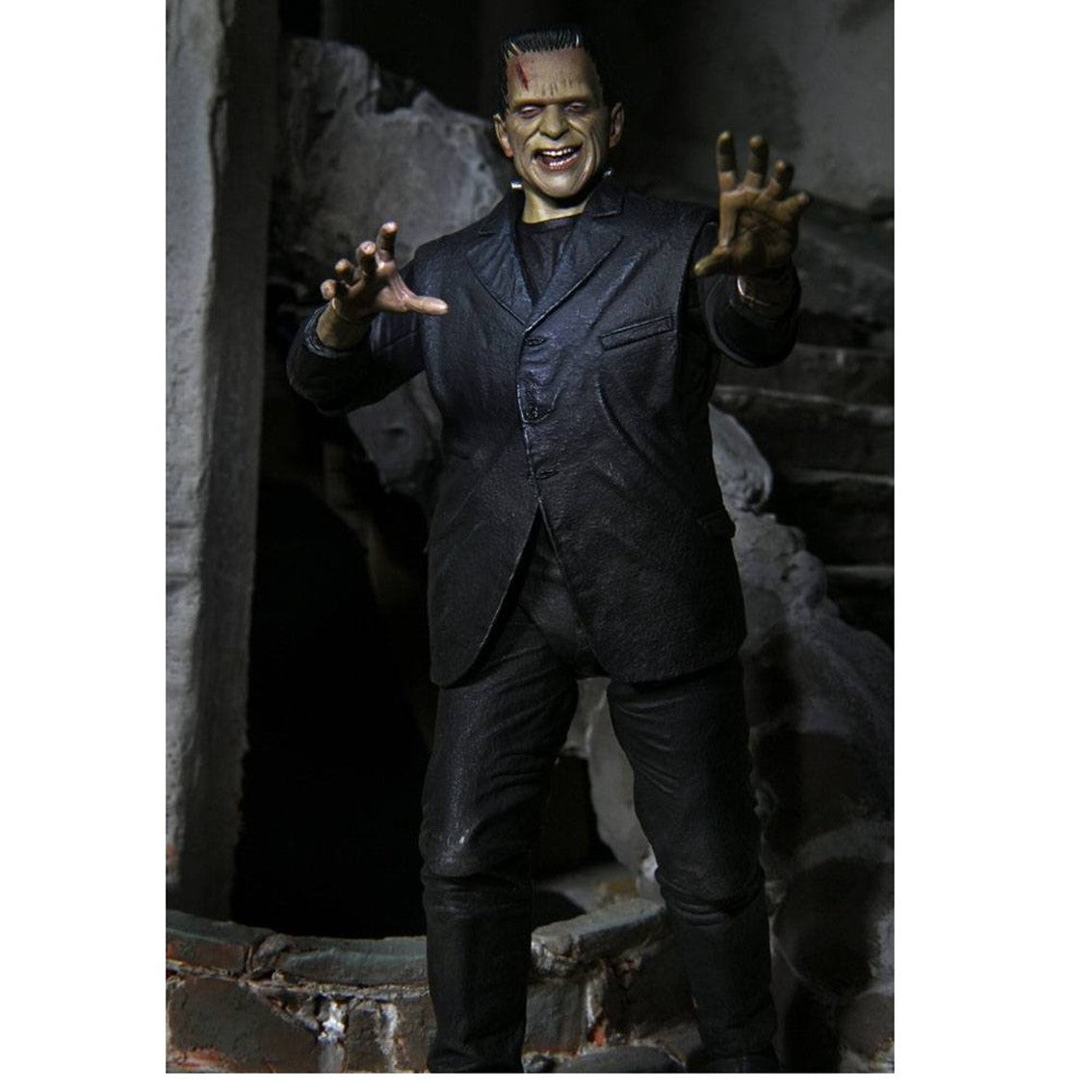 Figura neca ultimate frankenstein monster (color) 18 cm universal monsters scale action