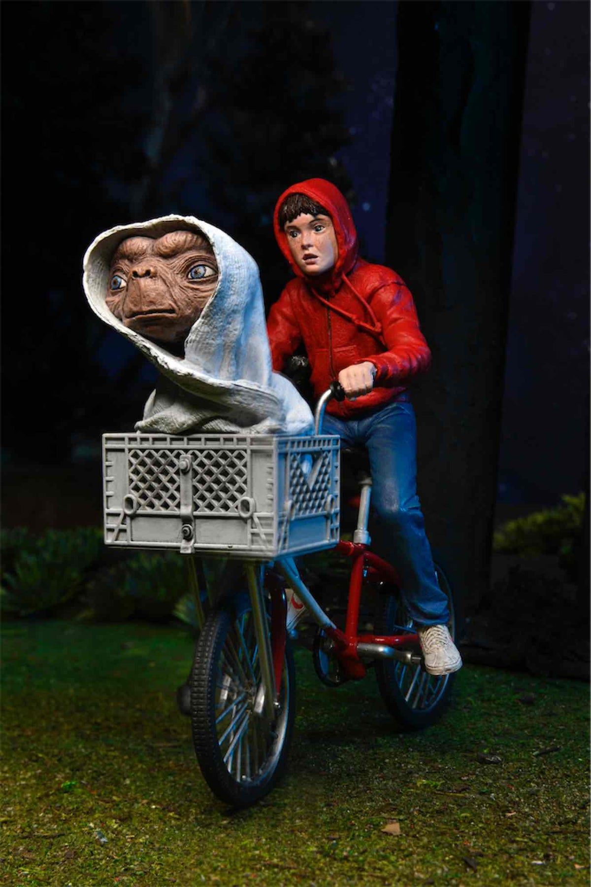 Figura neca  e.t. el extraterre elliott y e.t. en bicicleta 40 aniversario 13 cm