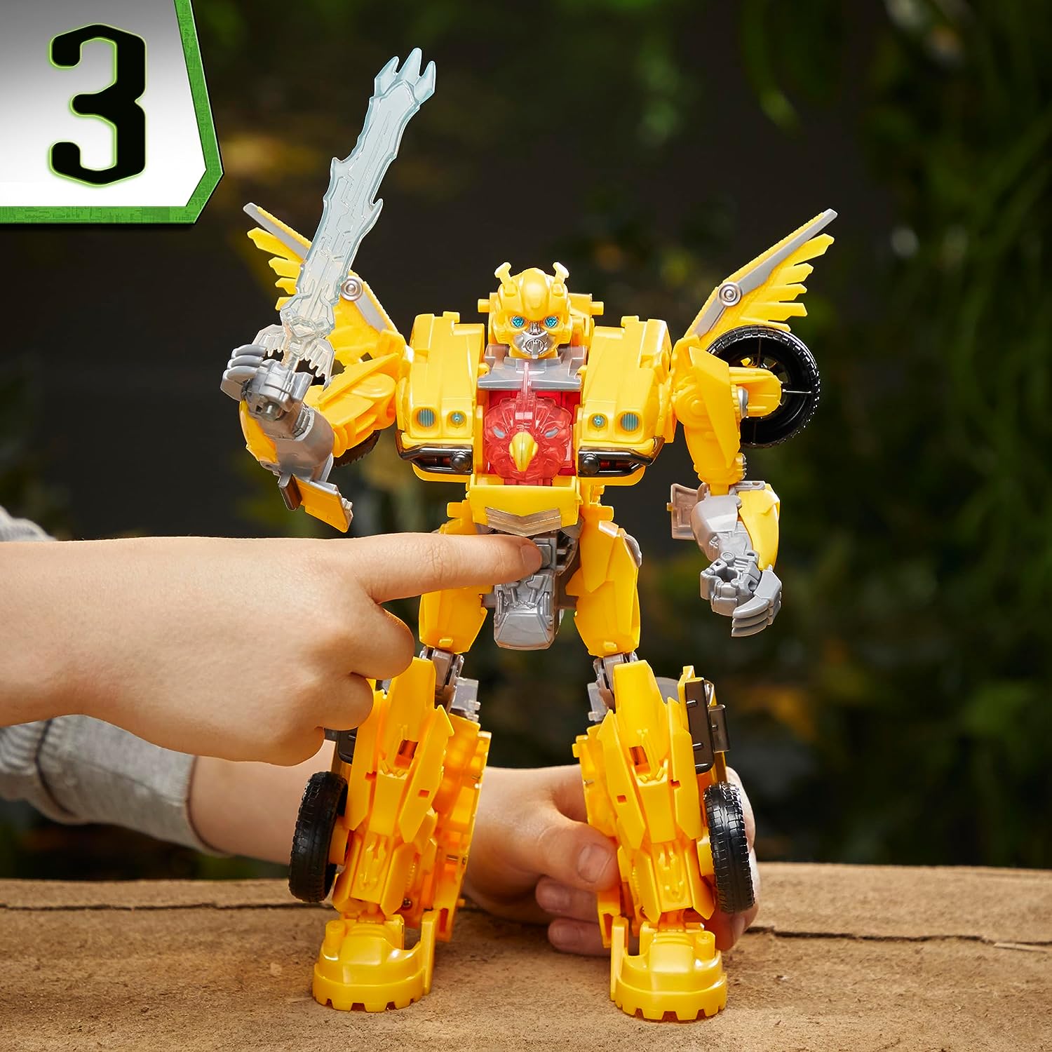 Figura hasbro transformers: el despertar de las bestias -  bumblebee modo bestia