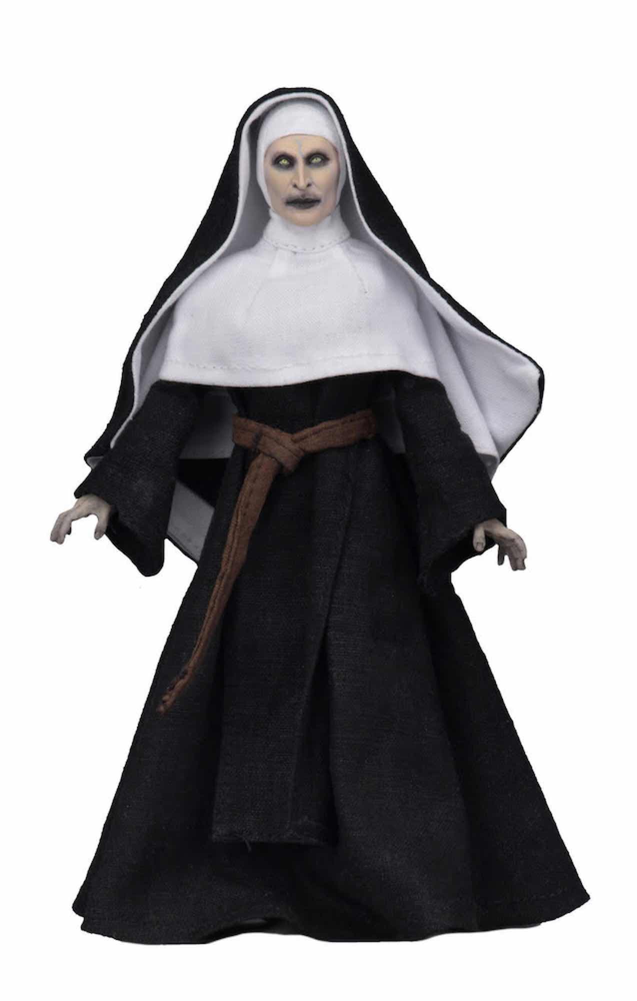 Figura neca the nun la monja clothed