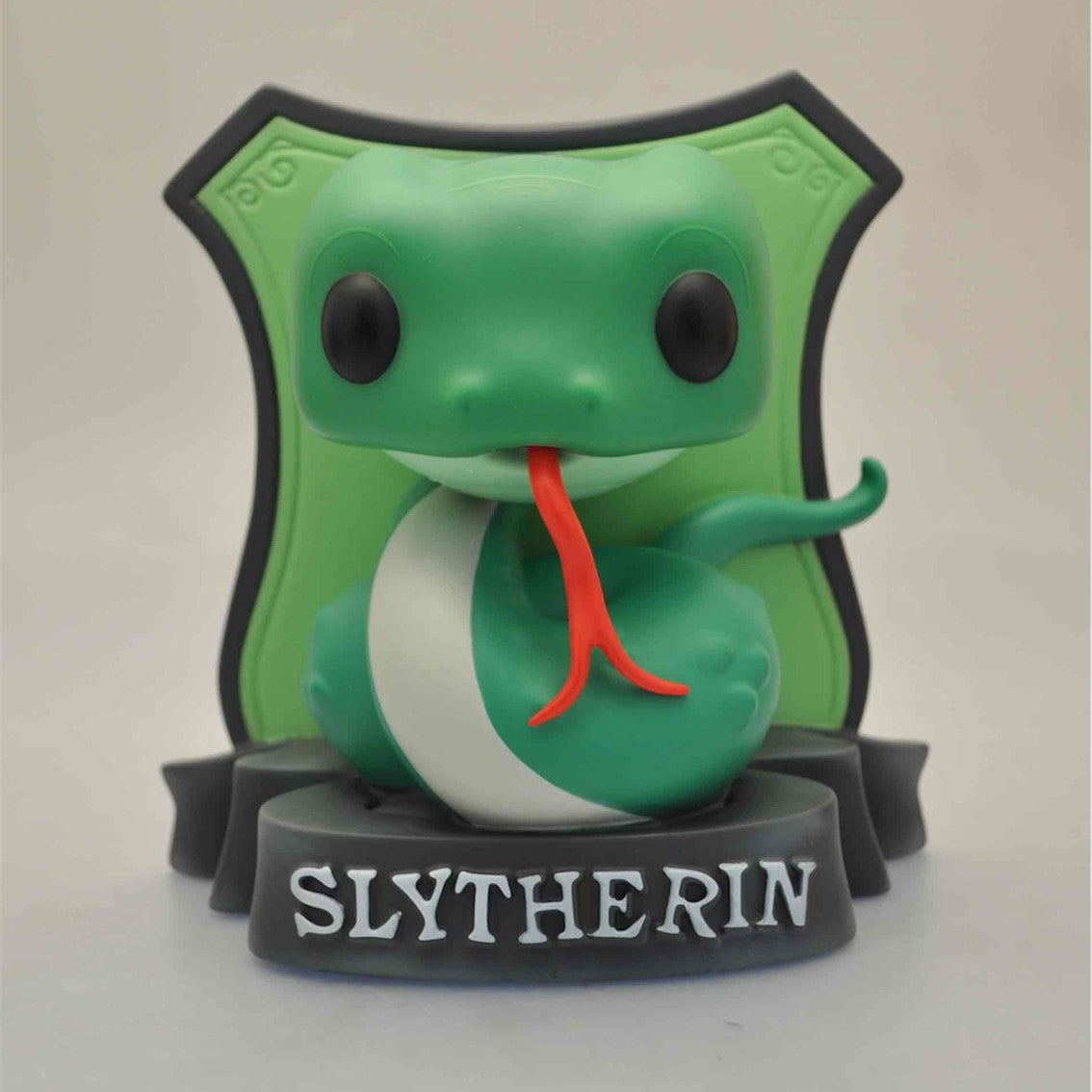 Figura hucha plastoy harry potter casa slytherin serpiente chibi