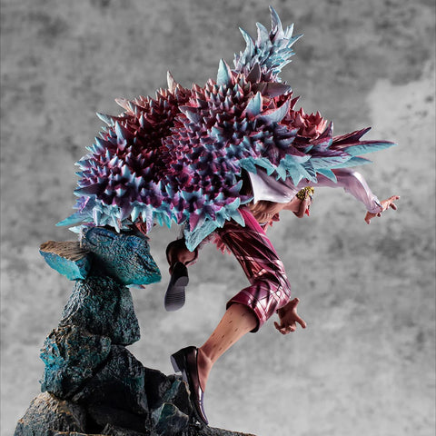 Figura megahouse one piece p.o.p sa - maximum donquixote doflamingo