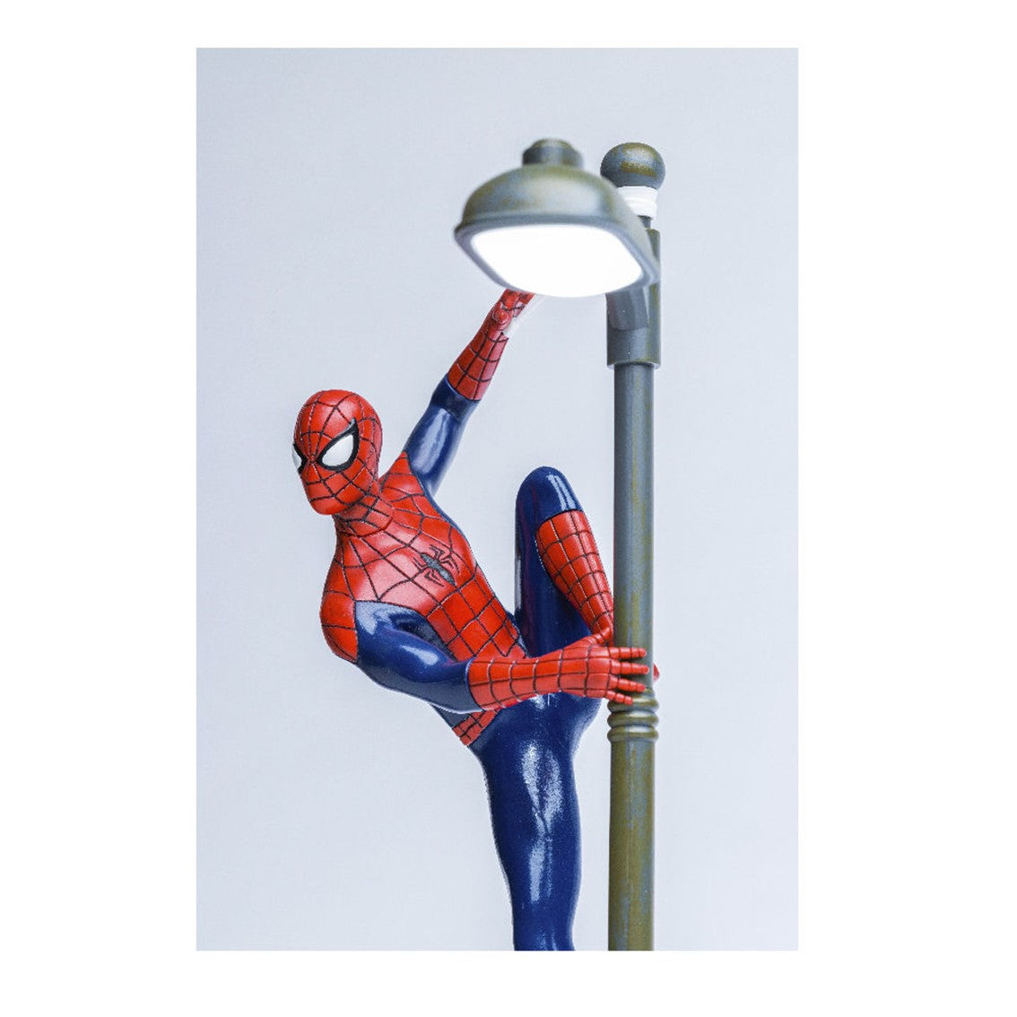 Lampara paladone marvel spiderman farola