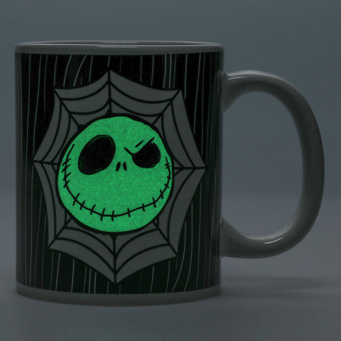 Taza paladone pesadilla antes de navidad brillo en la oscuridad